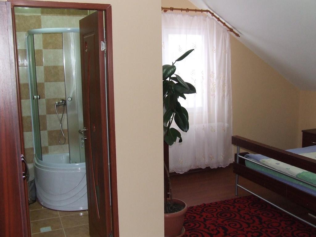 Casa Bryanna Villa Cavnic Habitación foto